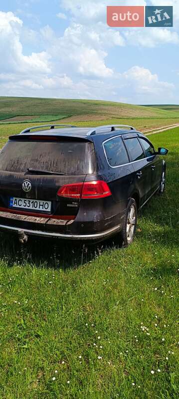 Универсал Volkswagen Passat 2011 в Луцке