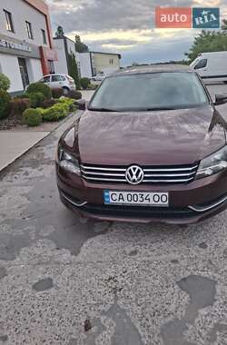 Седан Volkswagen Passat 2011 в 