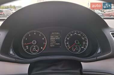 Седан Volkswagen Passat 2011 в 