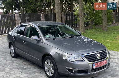 Седан Volkswagen Passat 2008 в Вознесенске