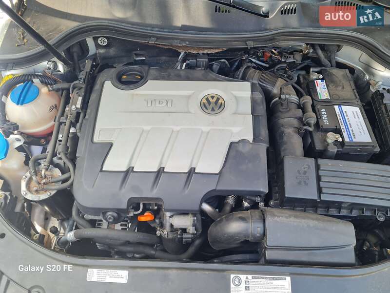 Універсал Volkswagen Passat 2009 в Сумах