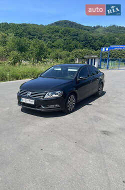 Седан Volkswagen Passat 2011 в Перечині