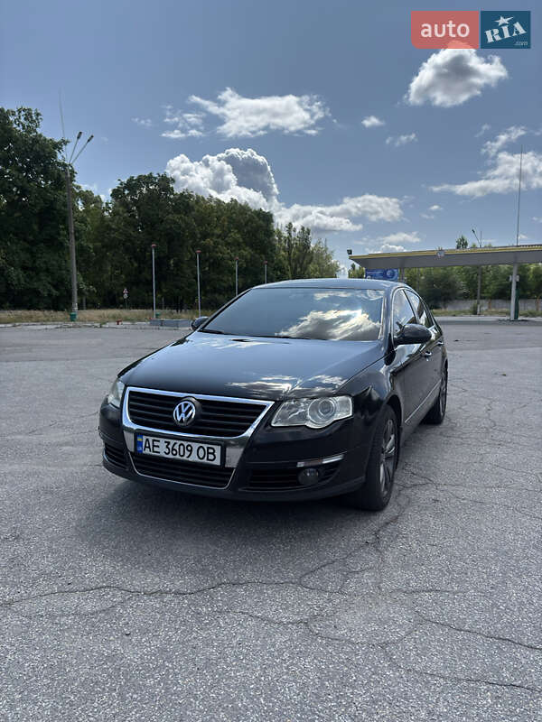 Седан Volkswagen Passat 2007 в 