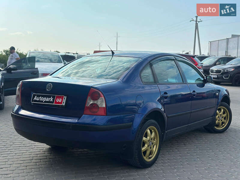 Седан Volkswagen Passat 2002 в Львове