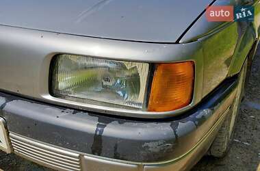 Седан Volkswagen Passat 1992 в 