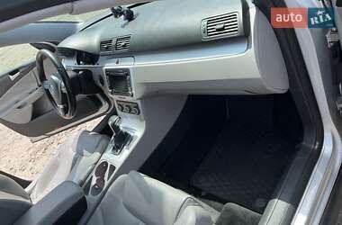 Седан Volkswagen Passat 2010 в 