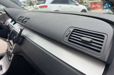 Универсал Volkswagen Passat 2010 в 