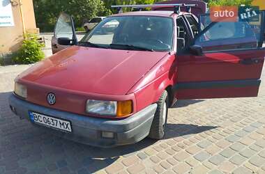 Седан Volkswagen Passat 1991 в Львове