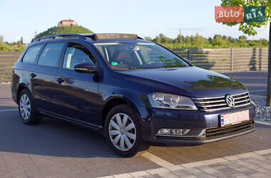 Универсал Volkswagen Passat 2012 в 