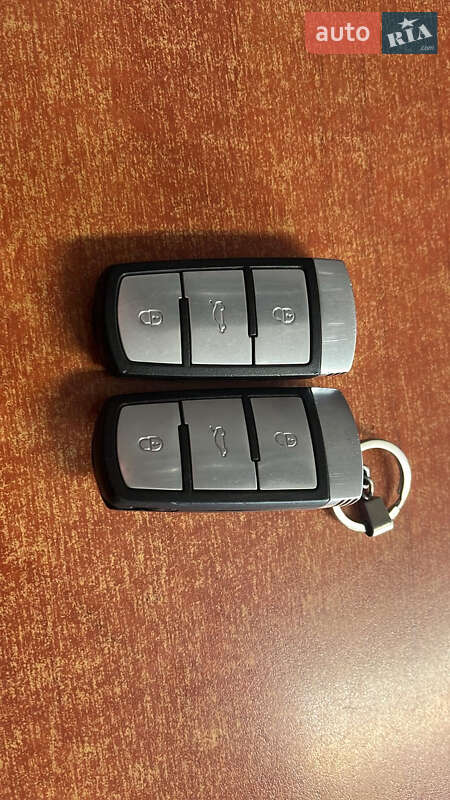 Универсал Volkswagen Passat 2012 в Житомире