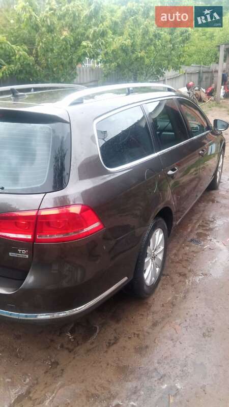 Универсал Volkswagen Passat 2012 в Сумах