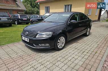 Седан Volkswagen Passat 2012 в Стрые