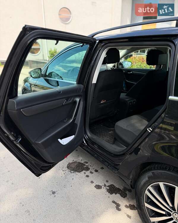 Универсал Volkswagen Passat 2014 в Запорожье