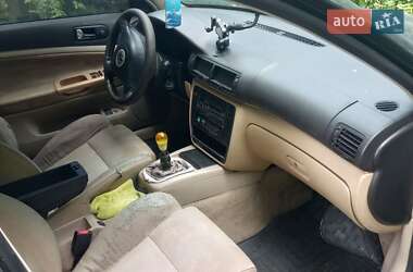 Седан Volkswagen Passat 1999 в 