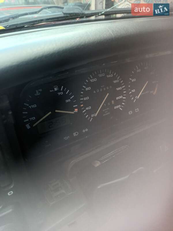 Универсал Volkswagen Passat 1991 в Киеве