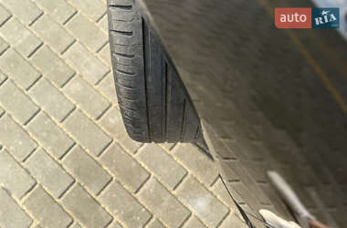 Седан Volkswagen Passat 2012 в 
