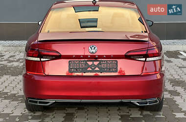Седан Volkswagen Passat 2022 в 