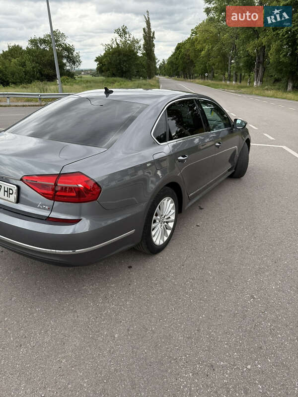 Седан Volkswagen Passat 2016 в Киеве фото 7 Седан Volkswagen Passat 2016 в Киеве