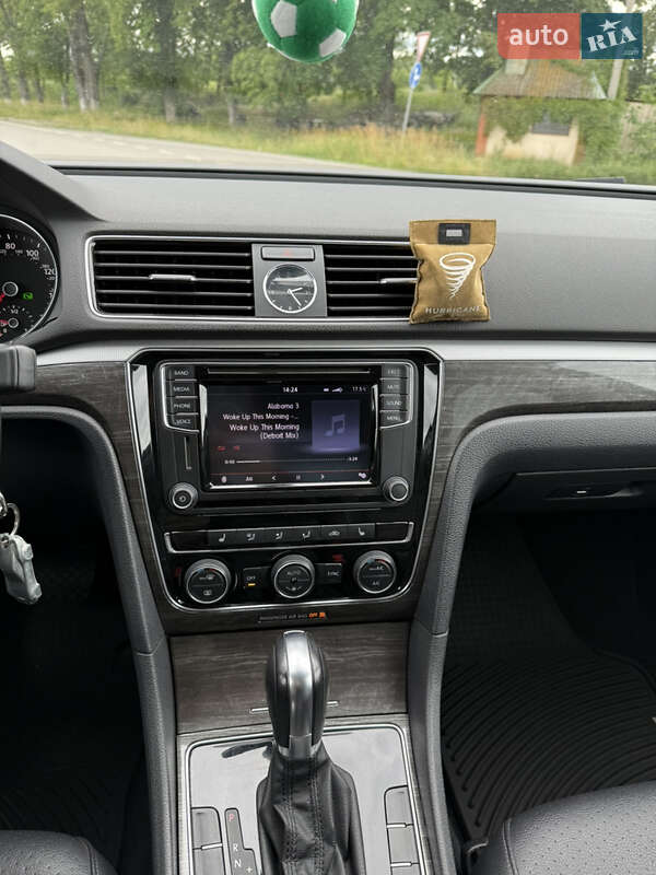 Седан Volkswagen Passat 2016 в Киеве фото 18 Седан Volkswagen Passat 2016 в Киеве