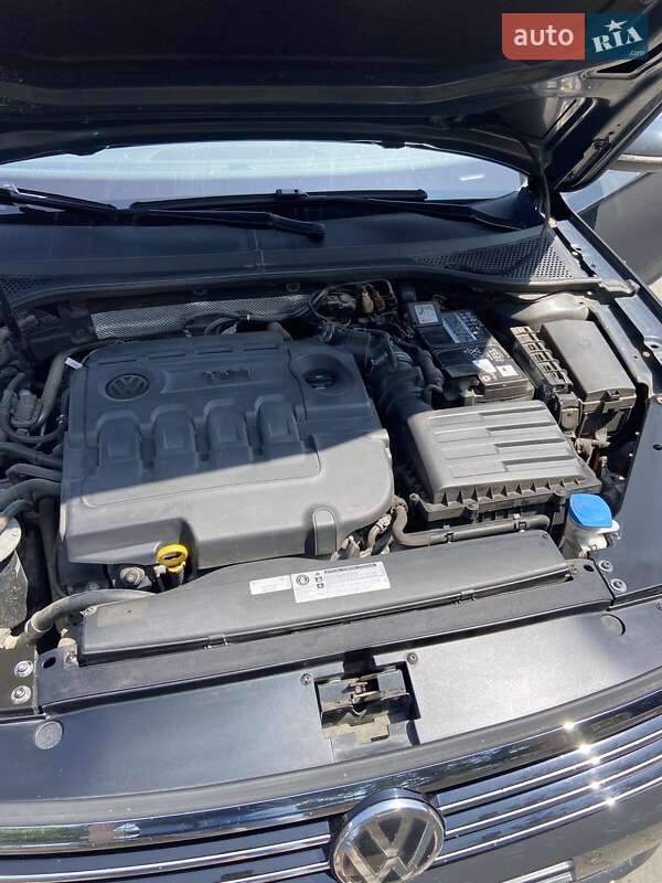 Универсал Volkswagen Passat 2017 в Могилев-Подольске