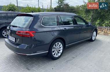 Универсал Volkswagen Passat 2017 в Могилев-Подольске