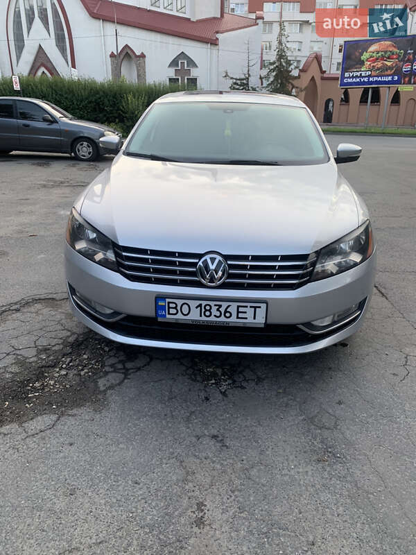 Седан Volkswagen Passat 2015 в Тернополе