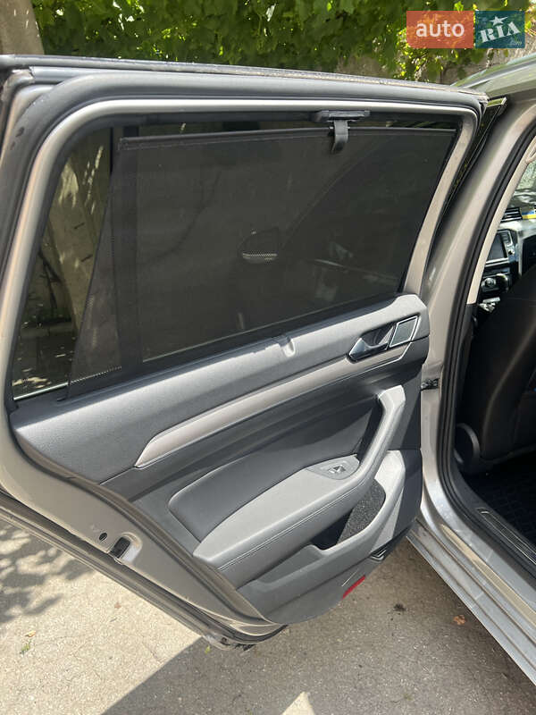 Універсал Volkswagen Passat 2015 в Черкасах