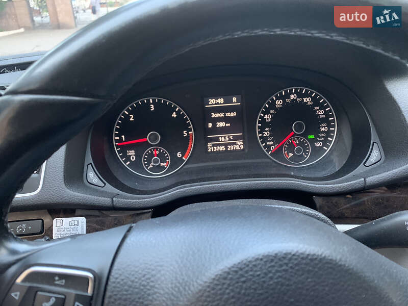 Седан Volkswagen Passat 2015 в Тернополе
