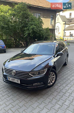 Універсал Volkswagen Passat 2016 в Івано-Франківську