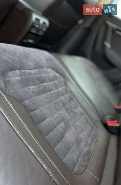 Універсал Volkswagen Passat 2012 в 