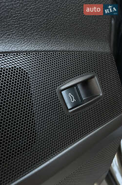 Універсал Volkswagen Passat 2012 в 