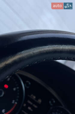 Універсал Volkswagen Passat 2012 в 