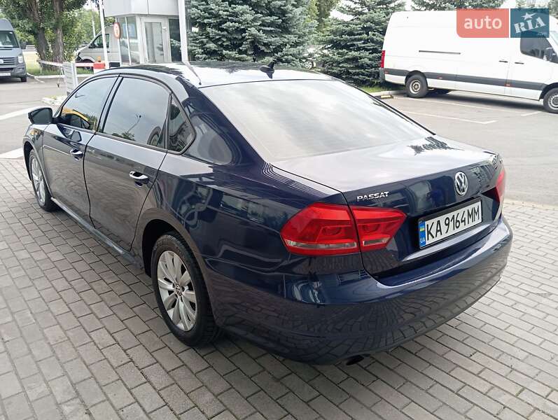 Седан Volkswagen Passat 2014 в Києві