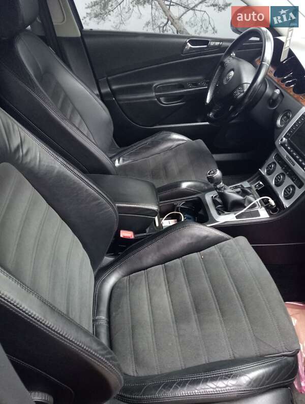 Универсал Volkswagen Passat 2005 в Киеве