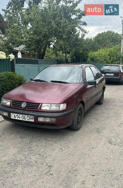 Седан Volkswagen Passat 1997 в Черкасах