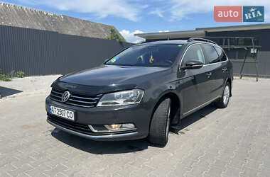Універсал Volkswagen Passat 2011 в Ярмолинцях