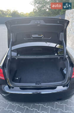 Седан Volkswagen Passat 2013 в 