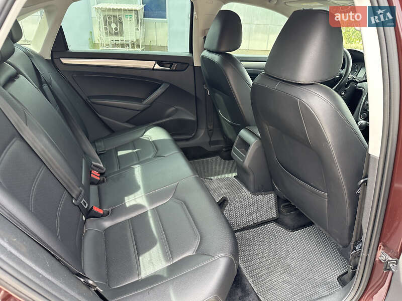 Седан Volkswagen Passat 2014 в Запорожье фото 13 Седан Volkswagen Passat 2014 в Запорожье