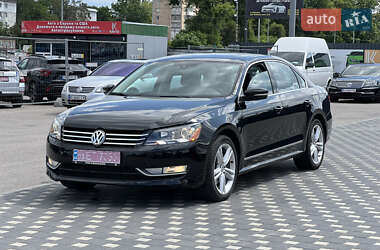 Седан Volkswagen Passat 2013 в Полтаве