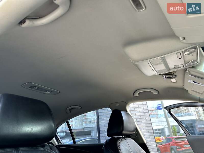 Седан Volkswagen Passat 2006 в Ивано-Франковске фото 72 Седан Volkswagen Passat 2006 в Ивано-Франковске