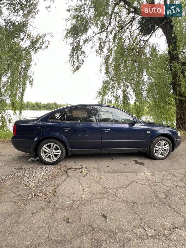 Седан Volkswagen Passat 2000 в Рівному