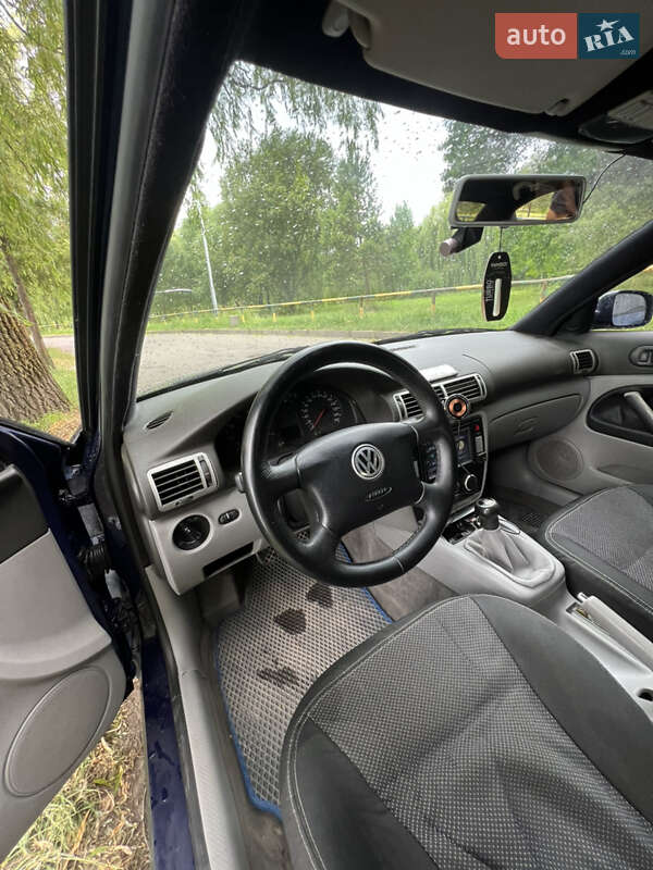 Седан Volkswagen Passat 2000 в Рівному
