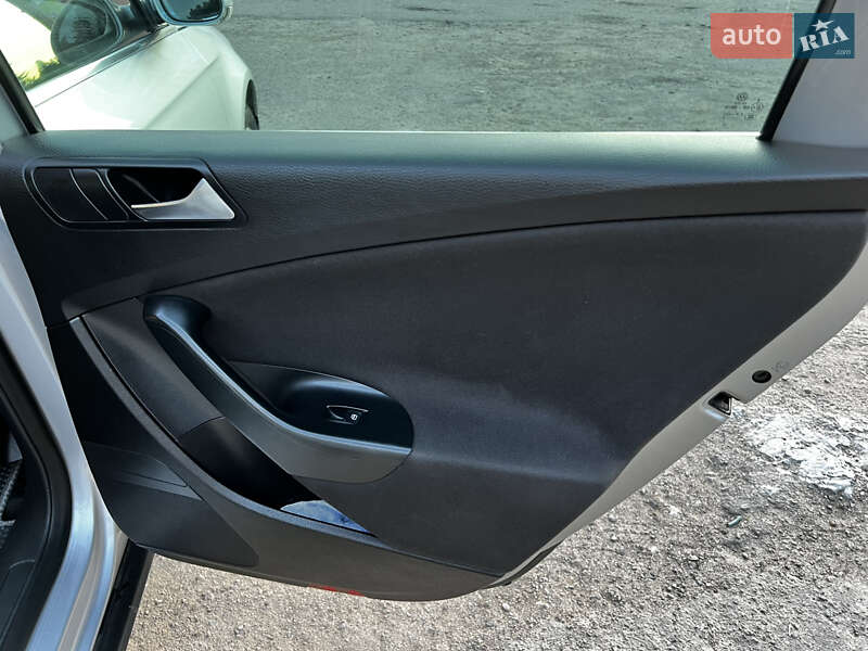 Универсал Volkswagen Passat 2010 в Томашполе
