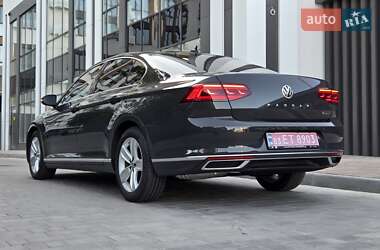 Седан Volkswagen Passat 2020 в Виннице