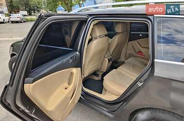 Універсал Volkswagen Passat 2006 в 