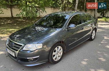 Седан Volkswagen Passat 2010 в Хмельницком