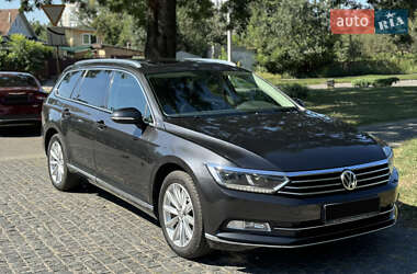 Універсал Volkswagen Passat 2018 в Фастові