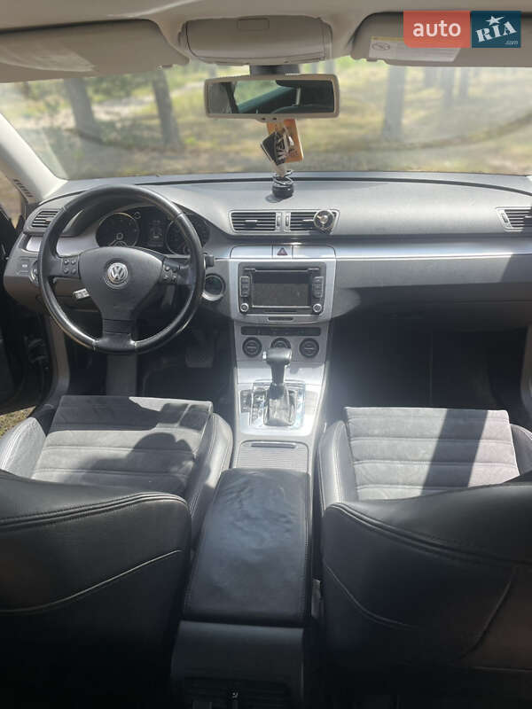 Універсал Volkswagen Passat 2009 в Луцьку