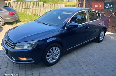 Седан Volkswagen Passat 2012 в Львове