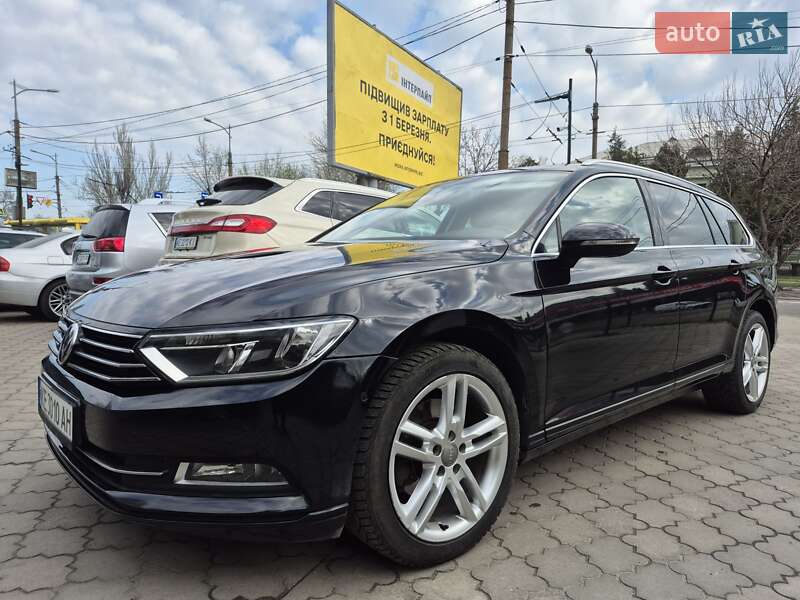Універсал Volkswagen Passat 2015 в Дніпрі